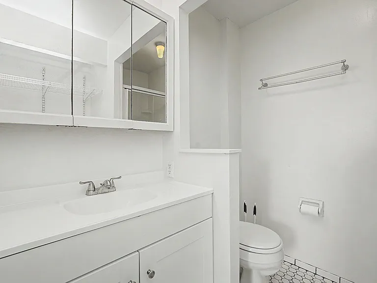 1406 Old Town Ct — Photo 26