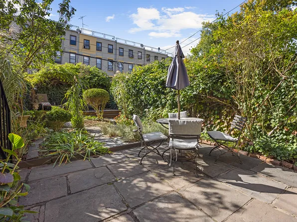 54 Sterling Place image 16 of 18