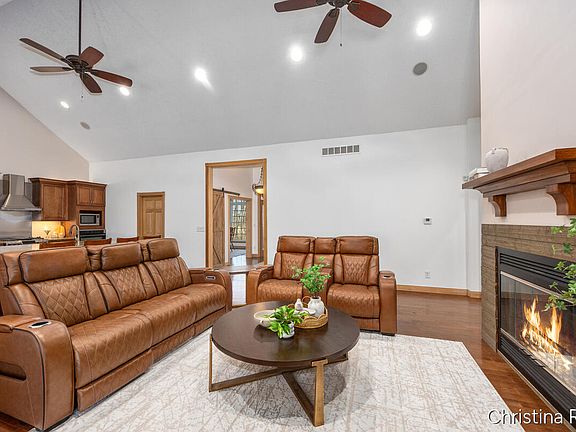 5th image of 3575 W Maple Rapids Rd