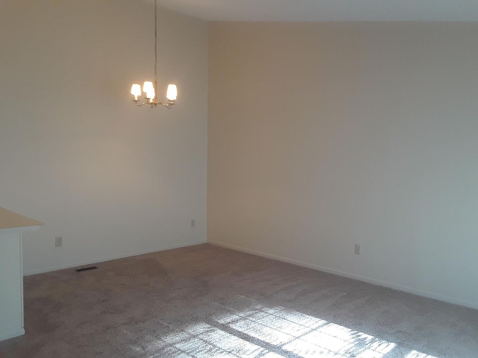 1st image of 3551 Chesapeake Dr