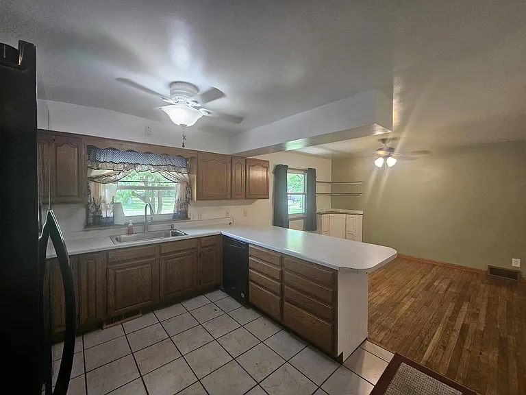 4009 Lor Ron Ave — Photo 18