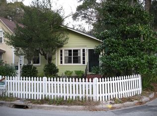 437 SE 8th St, Gainesville, FL 32601