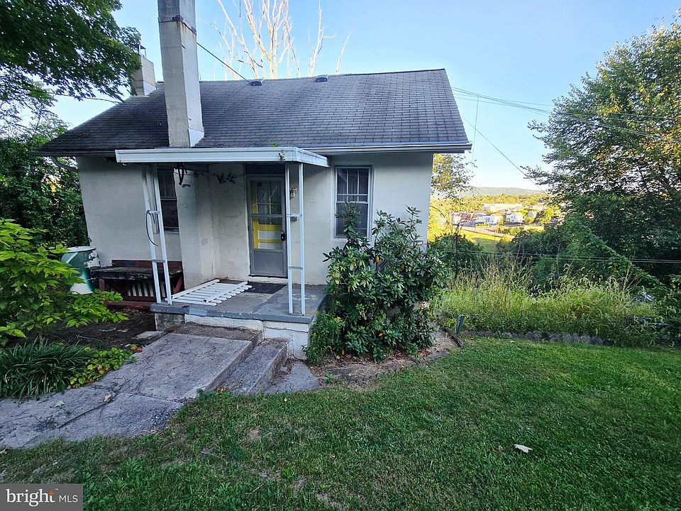 1st image of 523 Princeton St