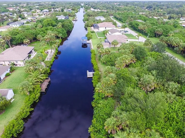 5087 Silver Bell Dr — Photo 4