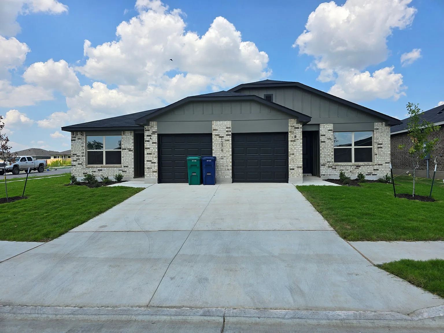 1278 Lehmann Dr — Photo 2