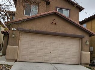 31 Harbor Pines Ct, Las Vegas, NV 89183