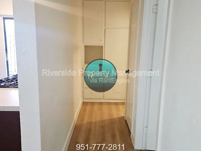 3581 Chicago Ave — Photo 8