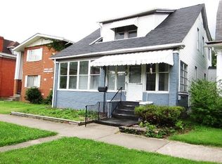 1017 11th St, Huntington, WV 25701