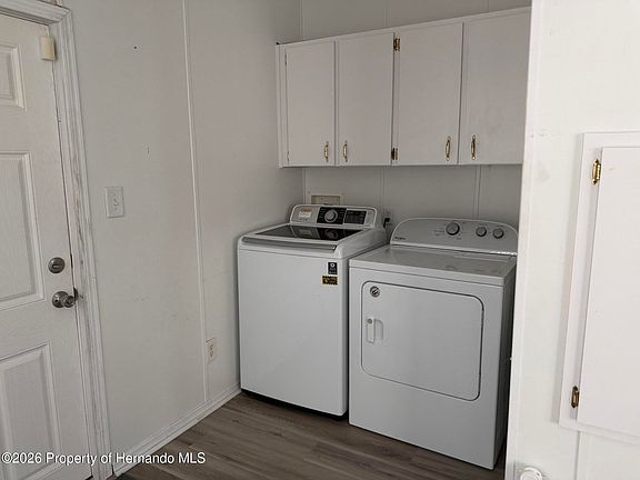 3rd image of 8739 Highpoint Blvd