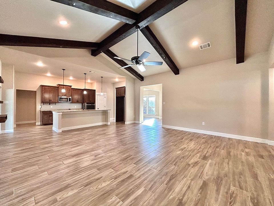 1st image of 112 Savage Cir