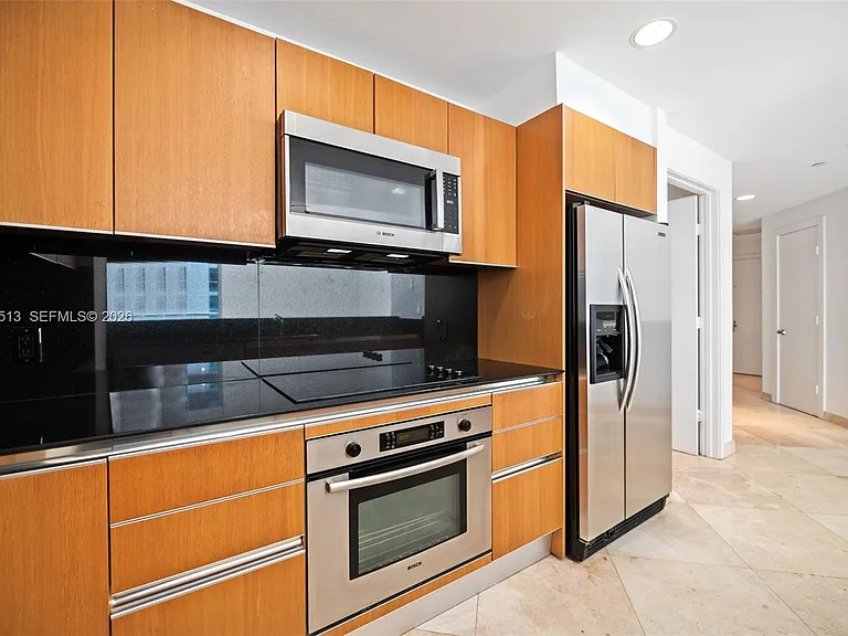 1050 Brickell Ave #3314 — Photo 8