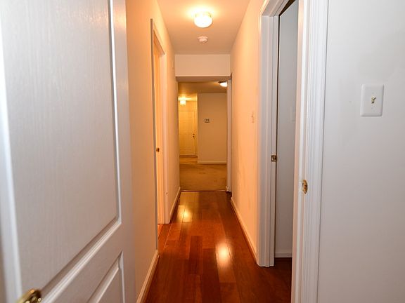 4th image of 8348 Montgomery Run Rd Unit A
