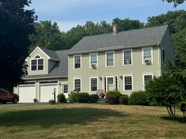 8 Silver Brook Circle, Scarborough, ME 04074
