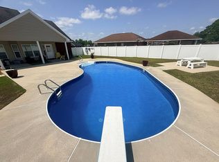 56 Edgar Rackard Ln, Atmore, AL 36502