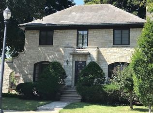 1021 12th Ave, Grafton, WI 53024