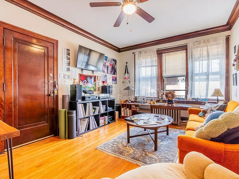 3649 N Kedvale Ave #1B — Photo 4