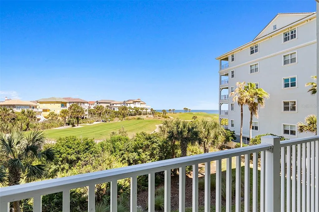 3 bed, 2.0 bath, 1344 sqft, $3,000 — Photo 1