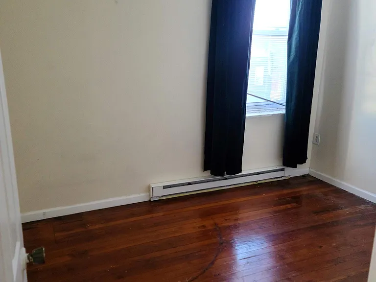 2580 Frankford Ave #6 — Photo 8