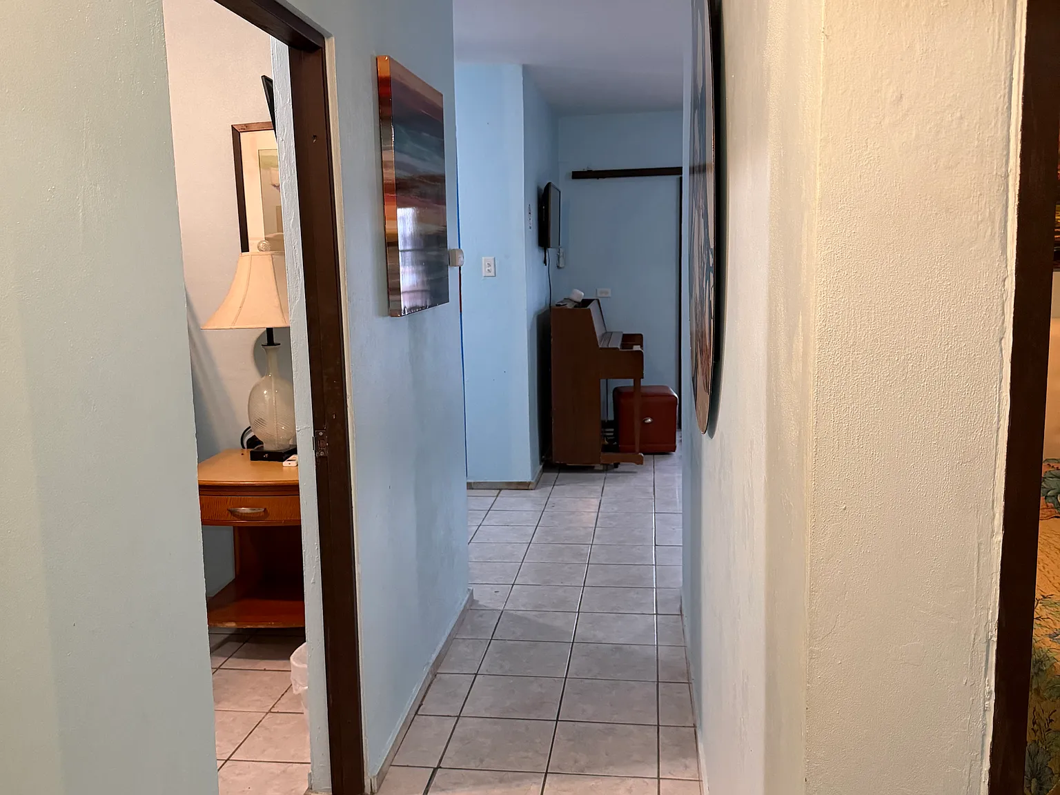 3 bed, 1000 sqft, $1,499 — Photo 2