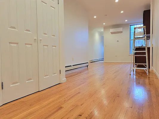 Rented by Virtual Real Estate | media 23