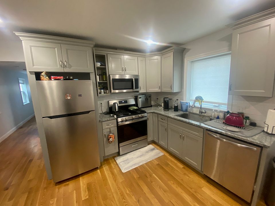 1st image of 41 Horace St
