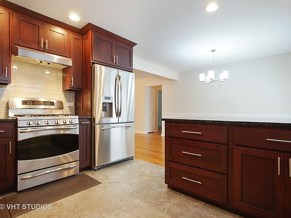 4th image of 1434 E Joan Dr