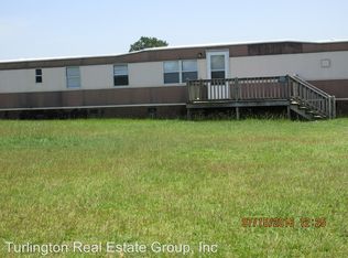 60 Hannibal Ln, Roseboro, NC 28382