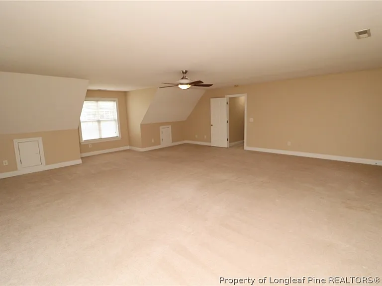 36 W Trafalgar Ct — Photo 33
