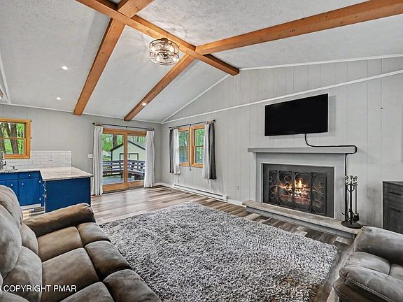 5th image of 247 Farmers Ln