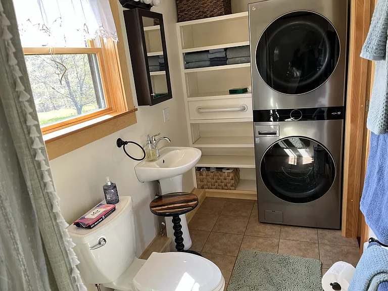 3 Morris Ave — Photo 10