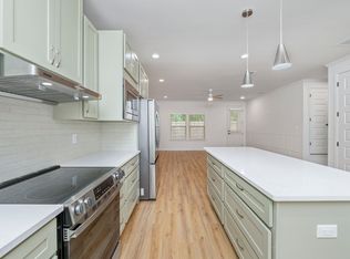 445 Cobb Ave E, Crestview, FL 32539