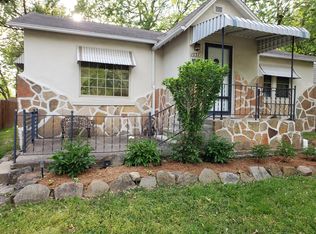 1037 S Crutcher Ave, Springfield, MO 65804