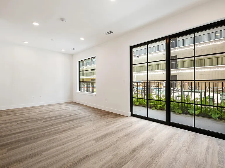 4315 S Congress Ave #208 — Photo 18