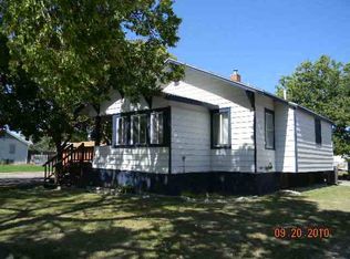 1421 W 4th St, North Platte, NE 69101