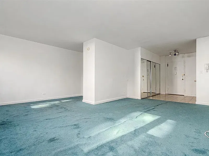 Studio, 1.0 bath, $1,561 — Photo 3