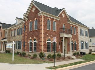 24932 Haughton Sq, Chantilly, VA 20152