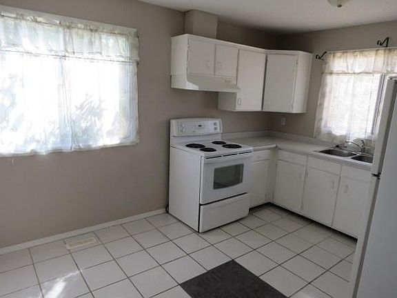 3rd image of 131st Ave #3011