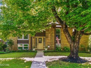 6524 E Garwood Cir, Knoxville, TN 37918