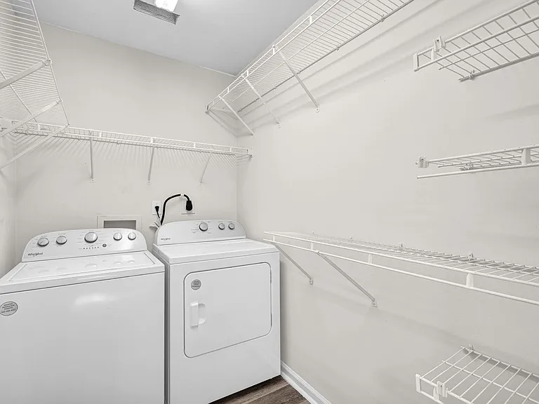 Millbrook Apartments — Photo 37