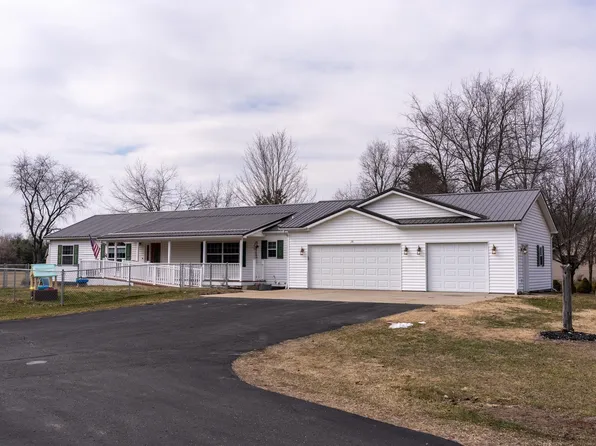 28 W Broomfield Rd, Mount Pleasant, MI 48858
