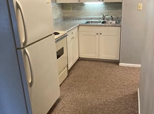 135 W 2nd St APT 3, Roanoke, IN 46783