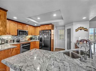 661 Fangio Ln, Pahrump, NV 89060
