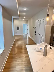 684 Summit Avenue, #4