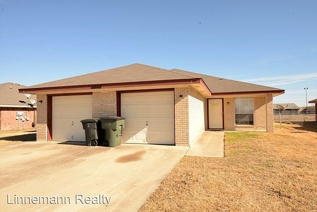 1st image of 4600 Wade Dr #B