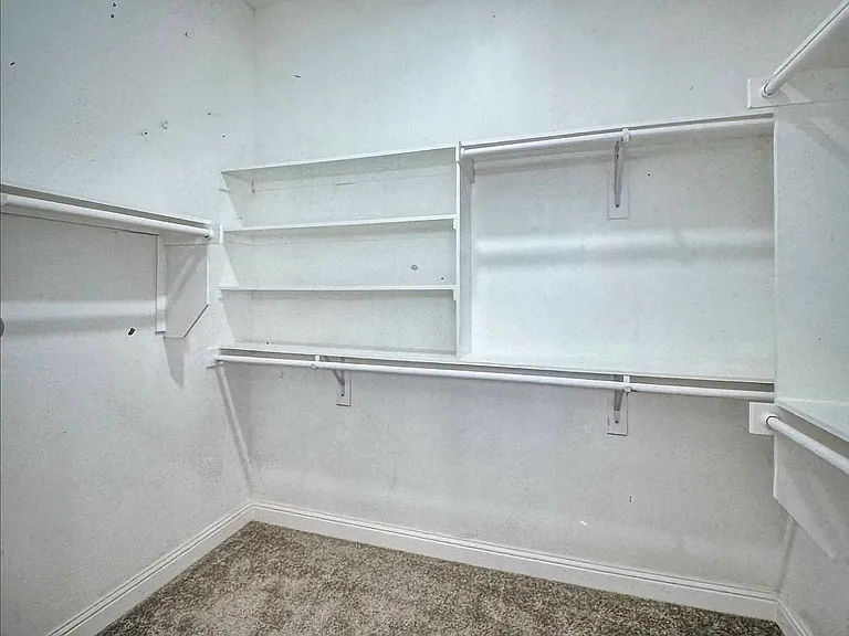 2902 Jim St — Photo 11