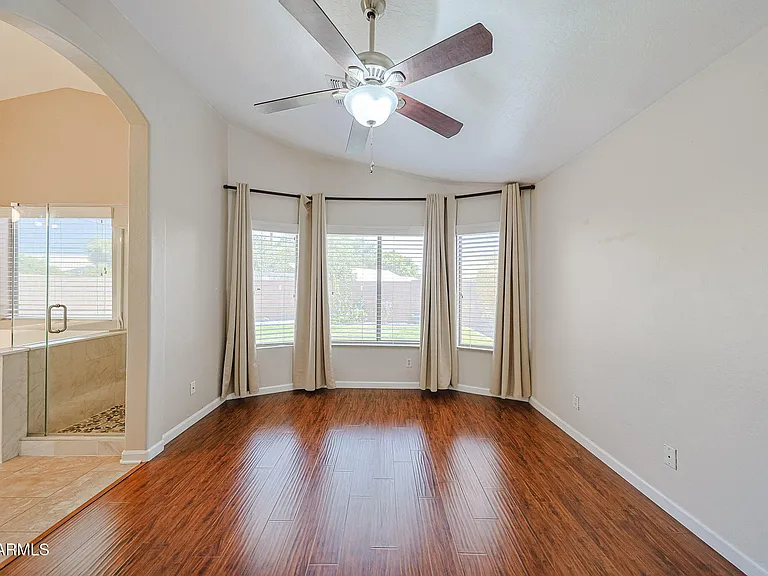 8747 W Adam Ave — Photo 22