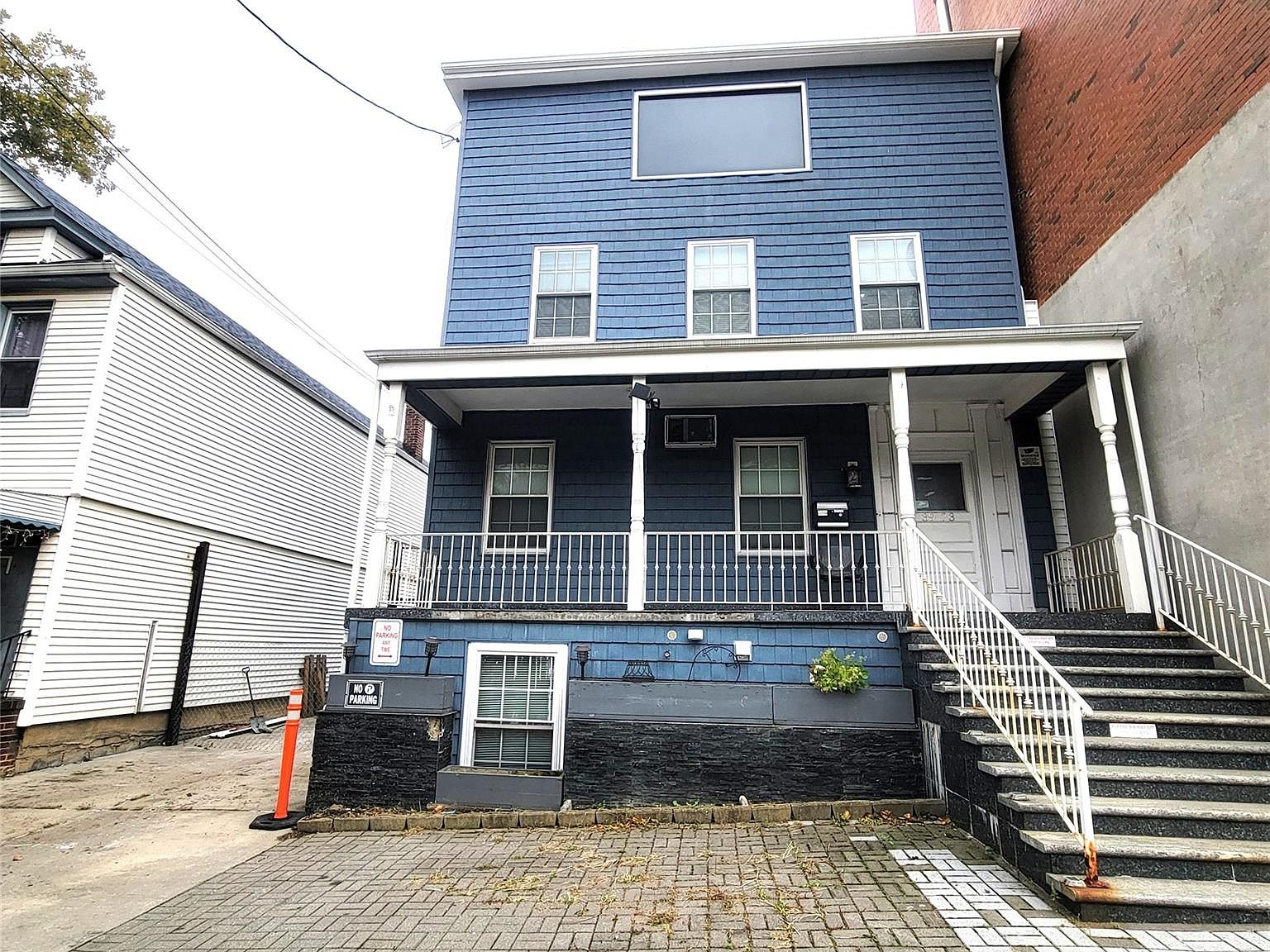 おくつ② 39-73 64th Street, Woodside, NY 11377 | MLS #996332 | Zillow