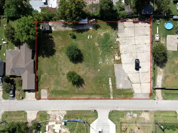 7942 Richland Dr, Houston, TX 77028