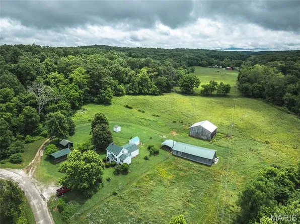 10375 Aspen Rd, Richwoods, MO 63071