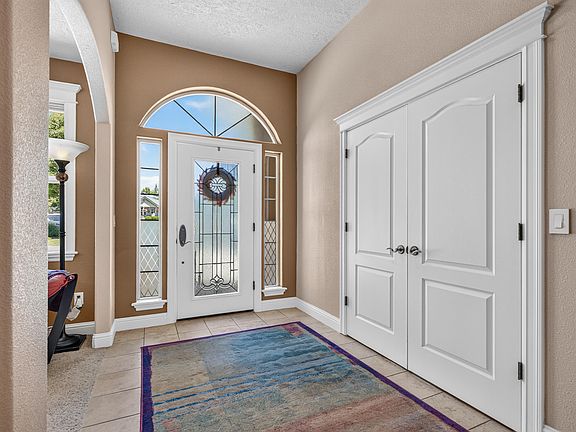 4th image of 374 Leandra Ln